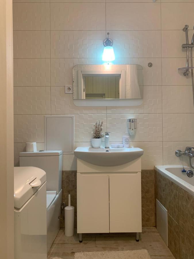 Квартал Apartment Khmelʼnytsʼkyy Exterior foto